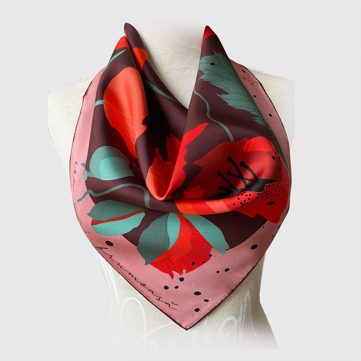 Eșarfa de mătase CEA MAI FRUMOASĂ